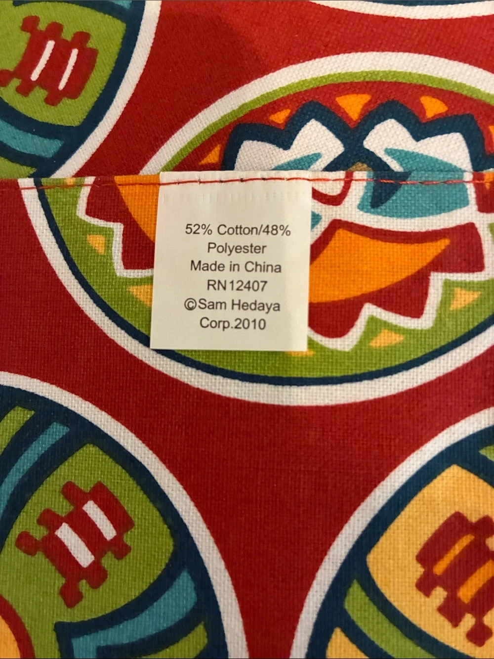 Vibrant Placemats Red Geometric Circular Print Fabric set of 6